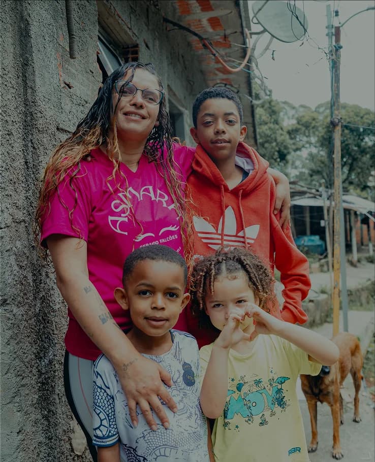 APADRINHE DUAS FAMÍLIAS